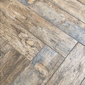 Meet your Posher, Janet